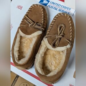 L.L. Bean Kids' Slippers Brown Size 1